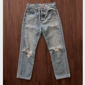 Levi’s Wedgie Straight Blue Wash Distressed Jeans